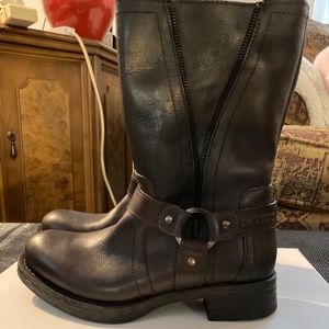 Liberto Leather Boots